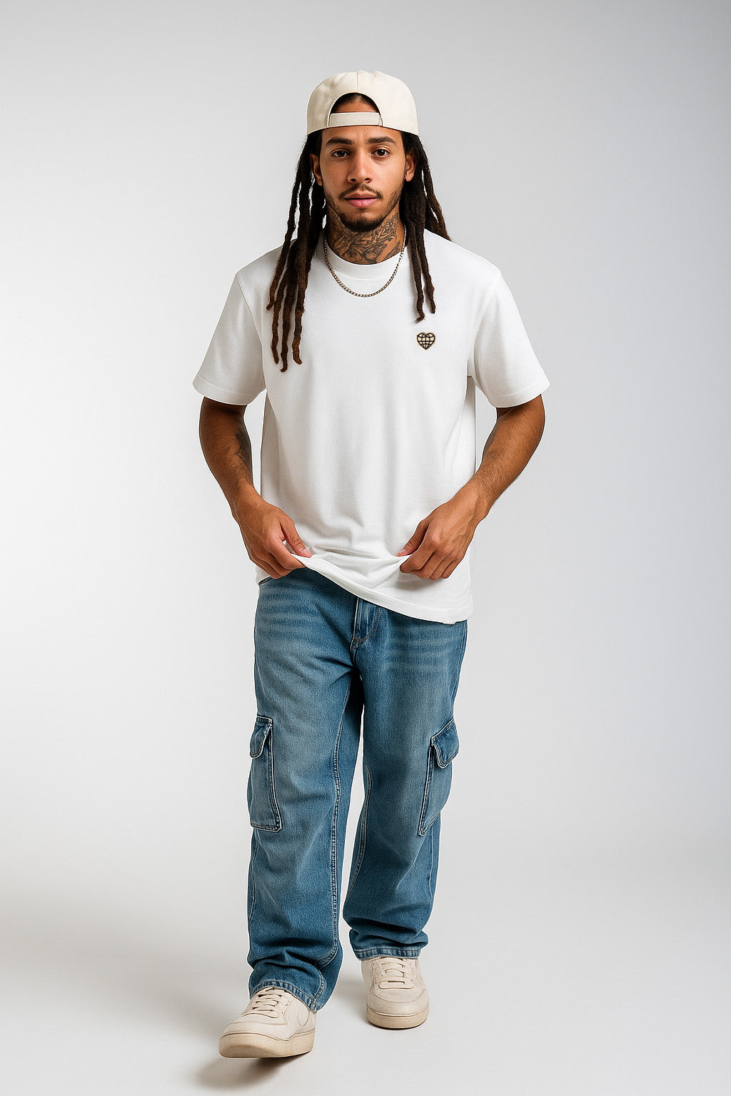 Plain Basic White: White Heart