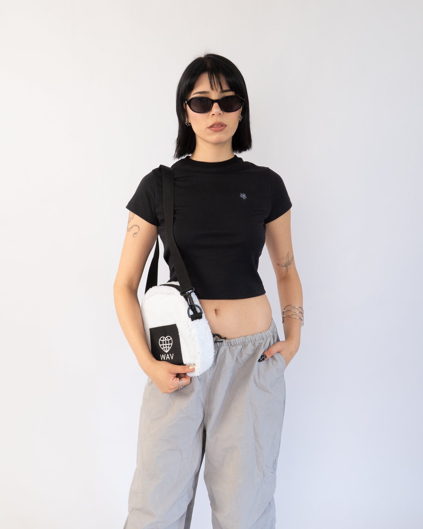 Bundle WAV: Polera Mujer + Pañoleta